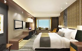 ロイヤル プラザ ホテル